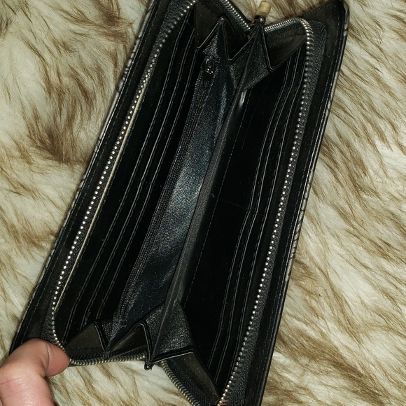 Wallet - Picture 3 of 3